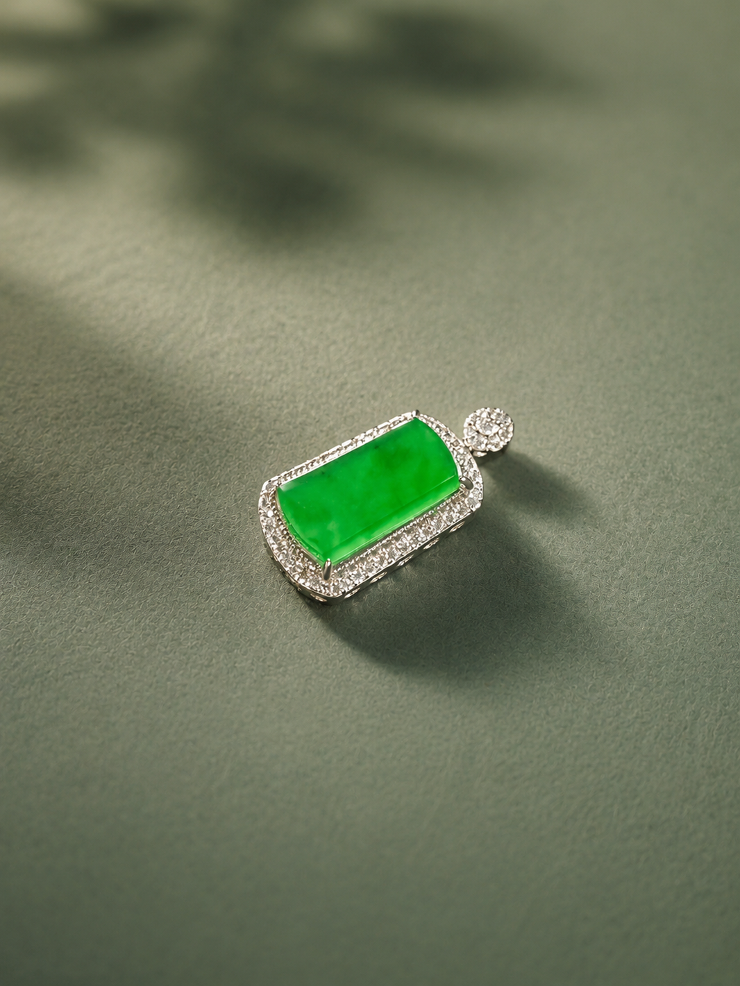 Jade Wushi Pendant